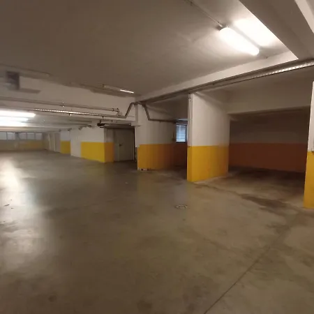 Adria With Underground Parking * 马卡尔斯卡